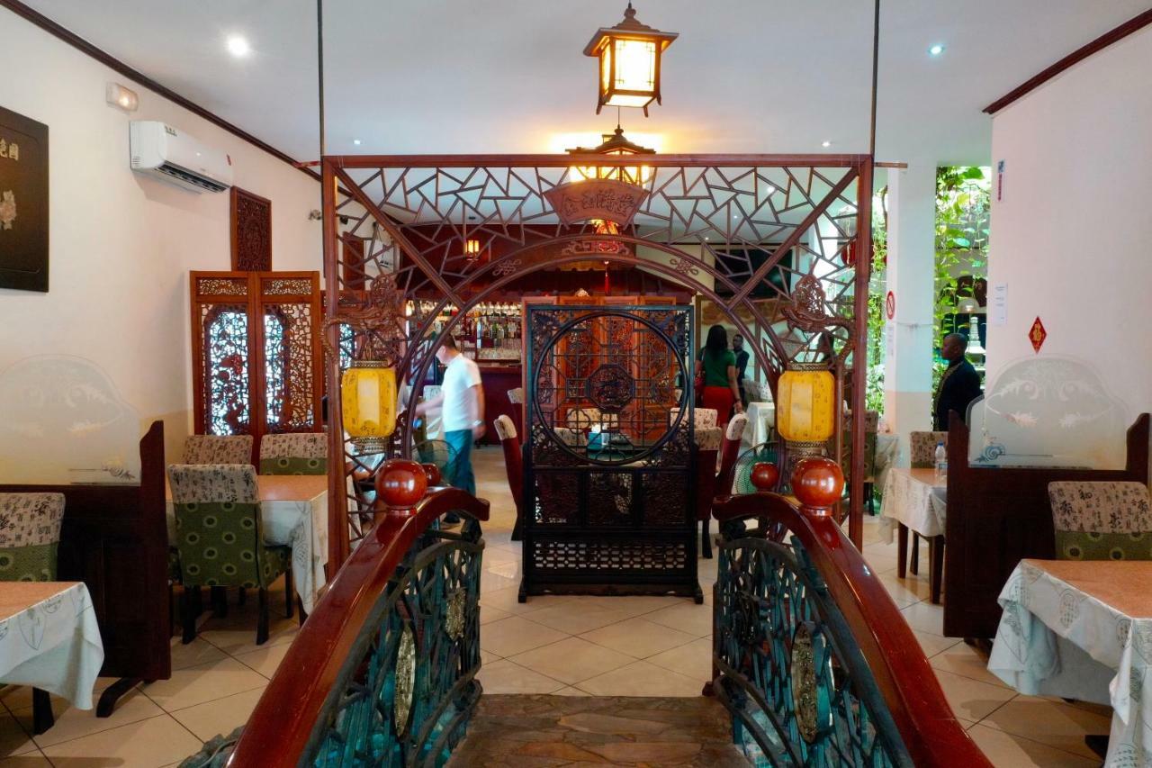 Petit Motel Beijing Abidjan Extérieur photo