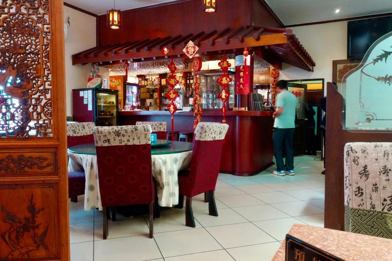 Petit Motel Beijing Abidjan Extérieur photo